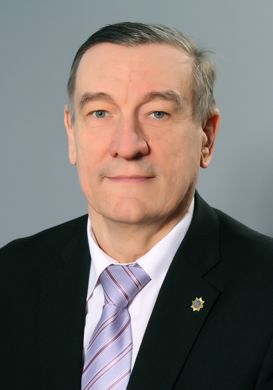             Евтушенко Сергей Иванович
    
